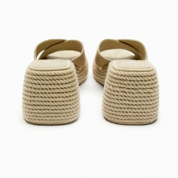 Zara NWT suede wedge sandals - Picture 4 of 8